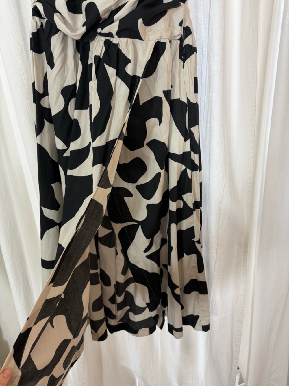 Abercrombie One Shoulder Black White Dress With Waist Cutout - Picture 7 of 7